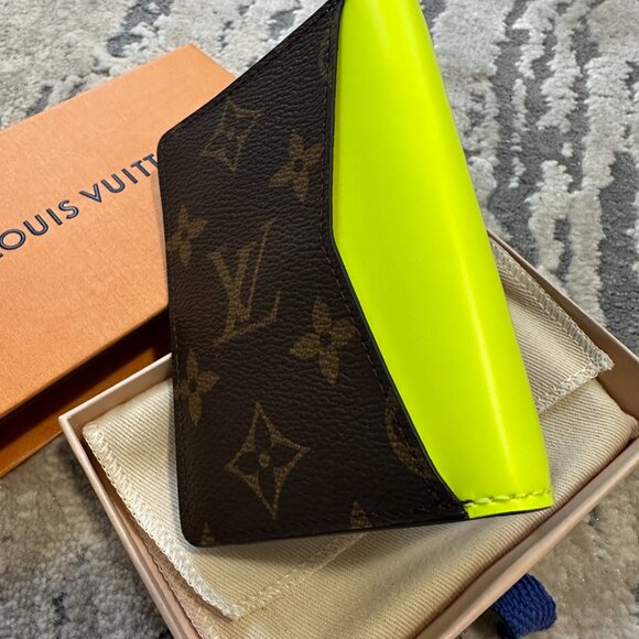 LOUIS VUITTON M80779 Monogram Organizer Dupoch Card Holder - Picture 5 of 7